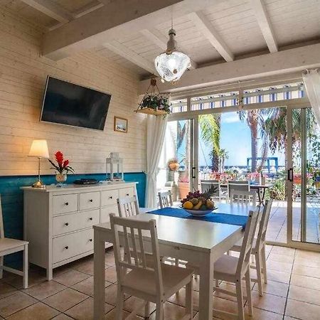 Villa Casa Delle Zammare Fronte Mare Centro Storico à Riposto Extérieur photo