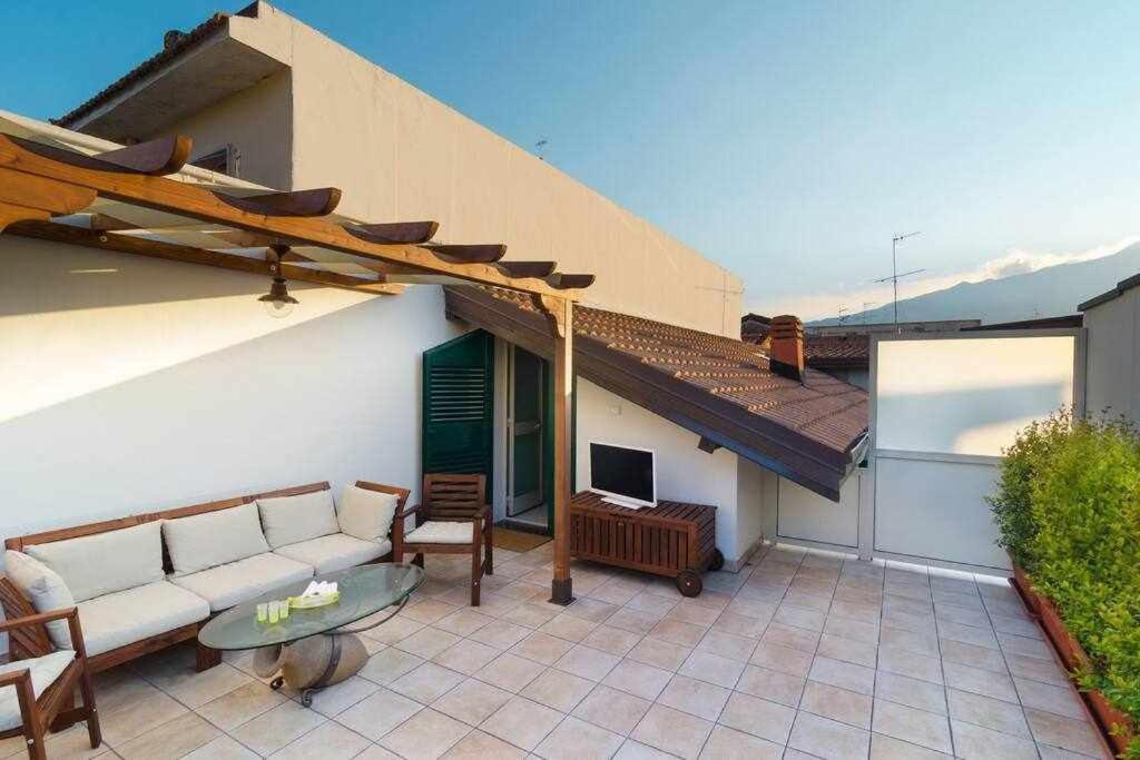 Villa Casa Delle Zammare Fronte Mare Centro Storico à Riposto Extérieur photo