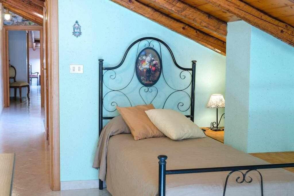 Villa Casa Delle Zammare Fronte Mare Centro Storico à Riposto Extérieur photo