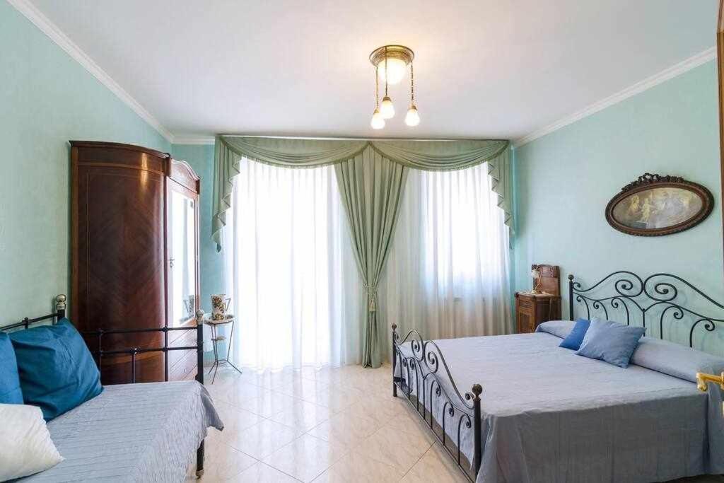Villa Casa Delle Zammare Fronte Mare Centro Storico à Riposto Extérieur photo
