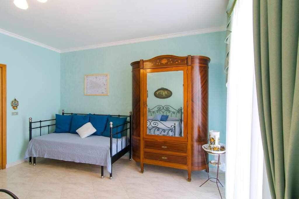Villa Casa Delle Zammare Fronte Mare Centro Storico à Riposto Extérieur photo